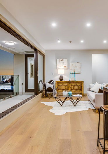 გრაფენსტოუნი მაღალი სტანდარტების რესტავრაცია ახალ ზენდალიაში