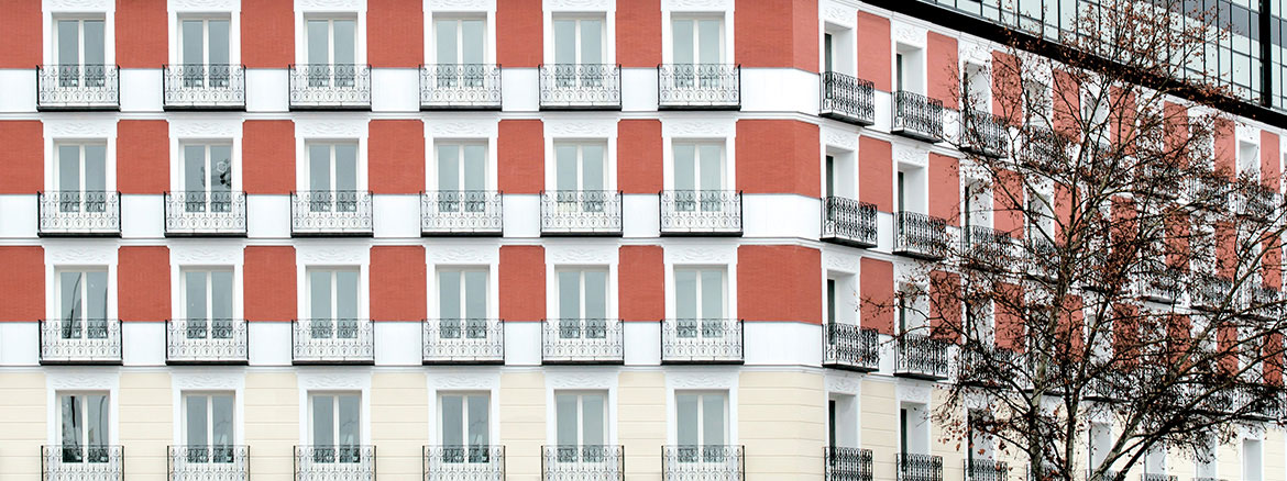 გრაფენსტოუნი სასტუმროს რემონტი და განახლება